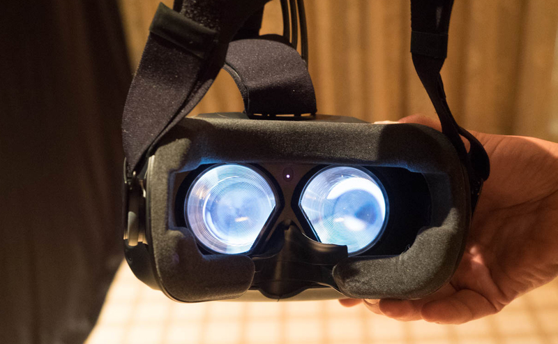 Illustration for article titled I Tried HTC's Newest Vive VR Headset. Here's What It Looks Like